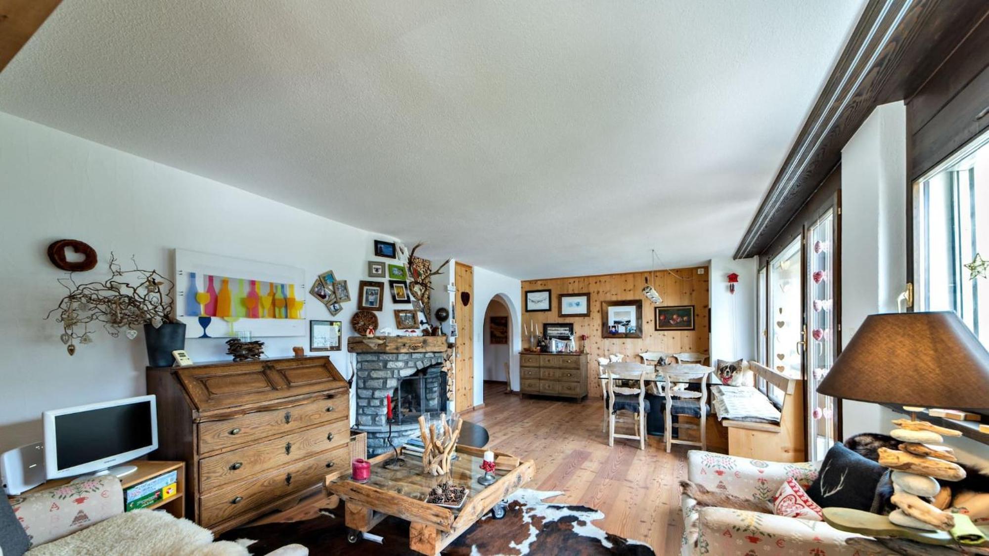 Chesa Flurigna - Zuoz Apartment Luaran gambar